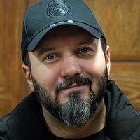 کامبیز دیرباز