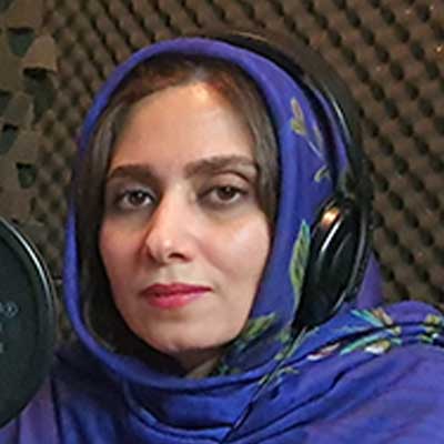 آزاده اکبری