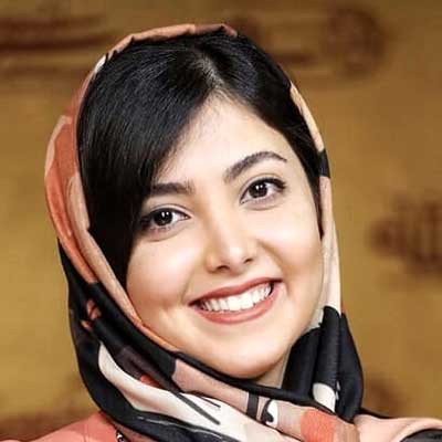 زیبا کرمعلی