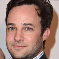 دنی استرانگ