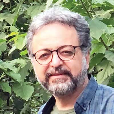 مهرداد زاهدیان