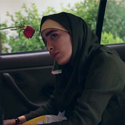 پانیذ امینی